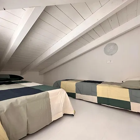 Biagio Blue カステルサルド