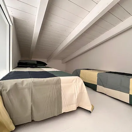 Biagio Blue アパート