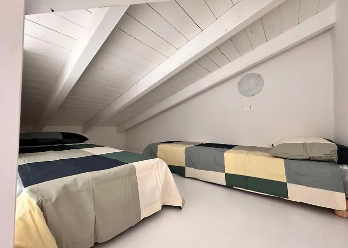 Biagio Blue カステルサルド