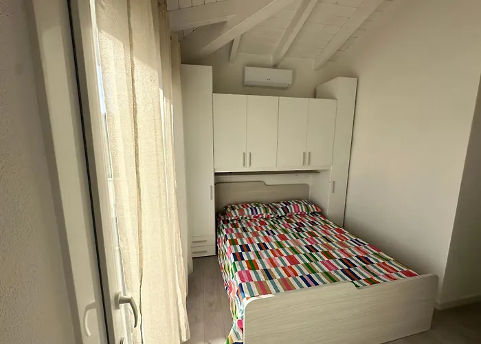 Biagio Blue アパート カステルサルド